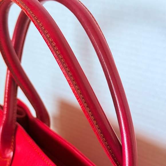 ✋🛑Price Drop ✋🛑AUTHENTIC SANYO SHOKAI BURBERRY LEATHER SHOULDER TOTE BAG. - Picture 9 of 17